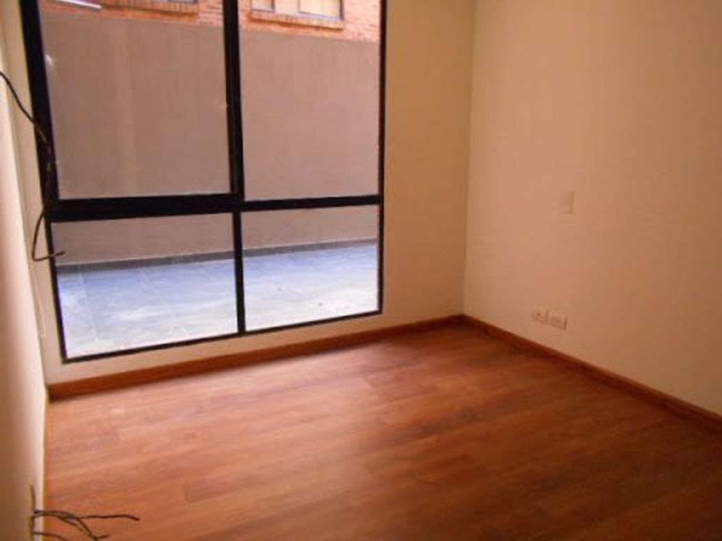 Apartamento de 3 alcobas en venta en Los Rosales, Bogotá, 165 m² · foto 3 de 13