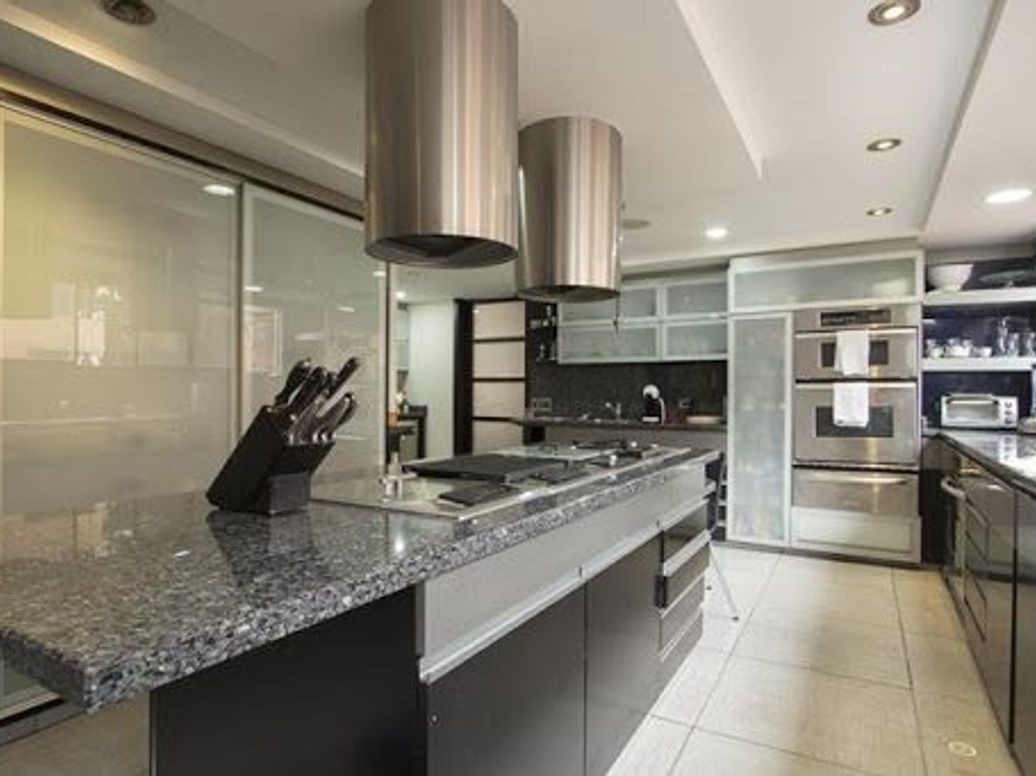 Apartamento de 4 alcobas en venta en Los Rosales, Bogotá, 530 m² · foto 12 de 20