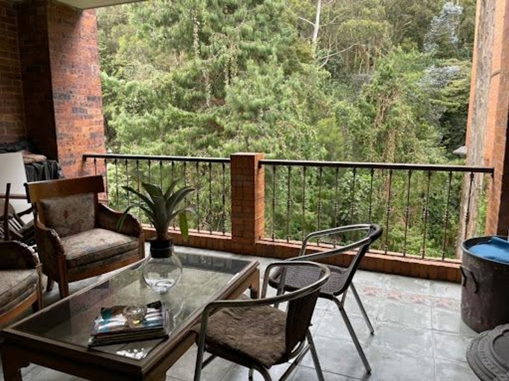 Apartamento de 3 alcobas en venta en Los Rosales, Bogotá, 517 m² · foto 9 de 20