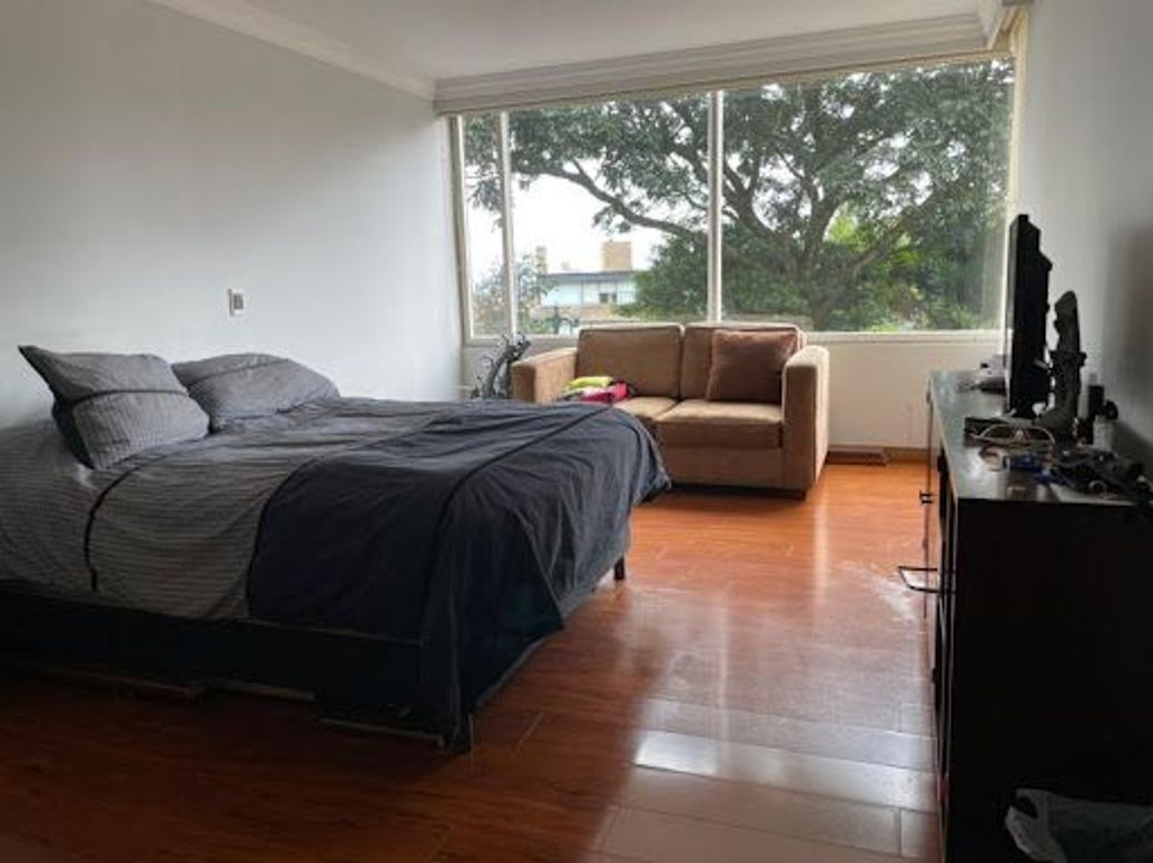 Apartamento de 4 alcobas en venta en Los Rosales, Bogotá, 300 m² · foto 10 de 20