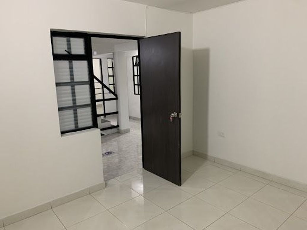 Casa de 20 alcobas en venta en Teusaquillo, Bogotá, 650 m² · foto 8 de 20
