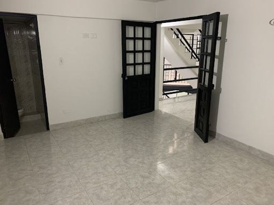 Casa de 20 alcobas en venta en Teusaquillo, Bogotá, 650 m² · foto 10 de 20