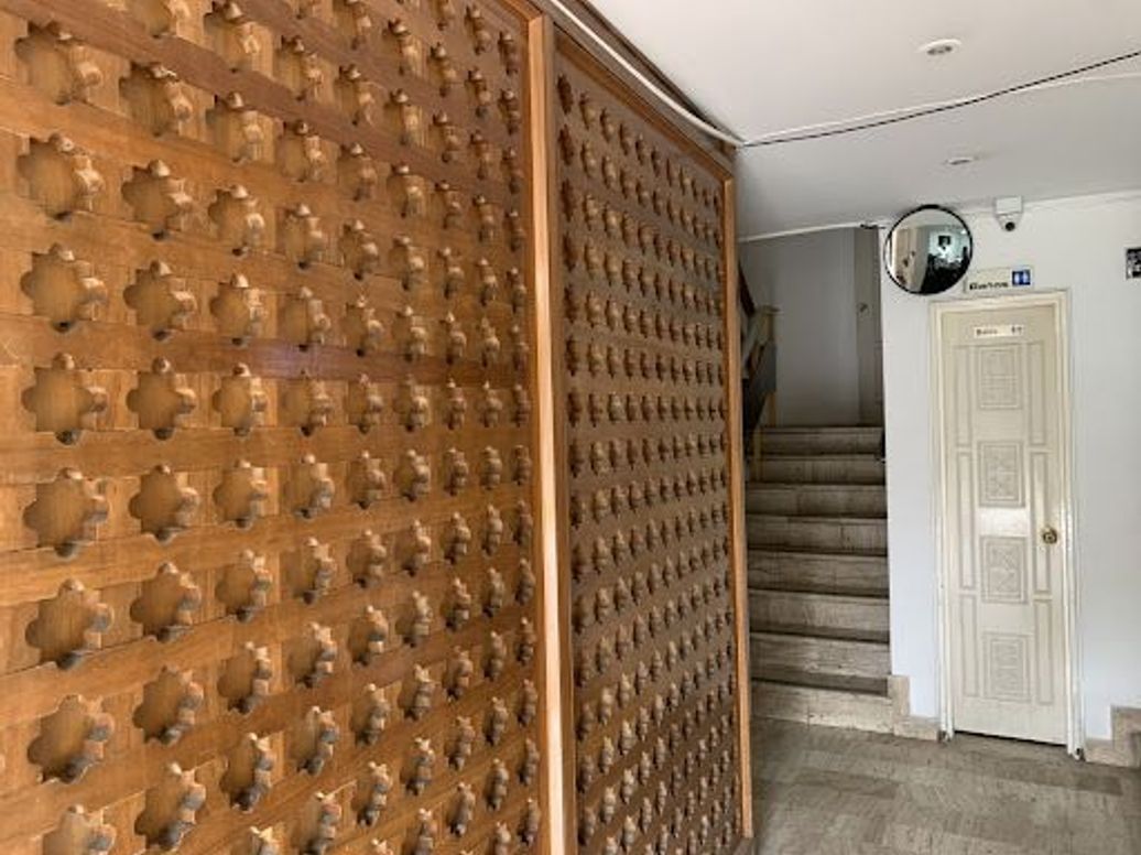 Casa de 17 alcobas en venta en Quinta Paredes, Bogotá, 645 m² · foto 8 de 10