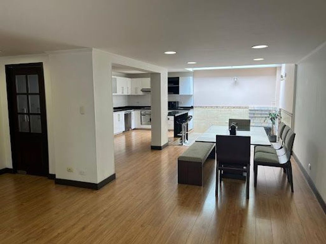 Casa de 3 alcobas en venta en Cedritos, Bogotá, 148 m² · foto 3 de 20