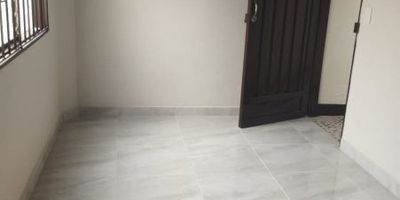 Apartamento tercer piso En Villa Paula Itagüí
Comodiades:Sala-comedor,3 alcobas,1 alcoba con baño,  2 closets,1 baño, zona de ropa y piso   en cerámica.