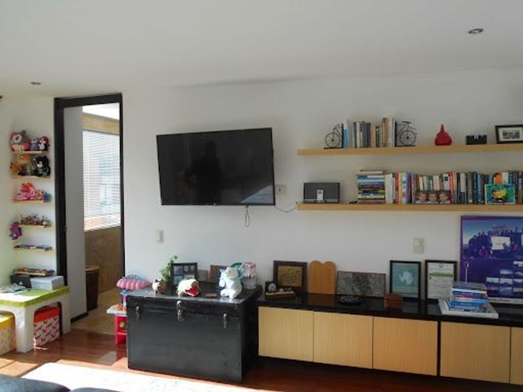 Apartamento de 1 alcoba en venta en Santa Barbara Oriental, Bogotá, 82 m² · foto 13 de 20