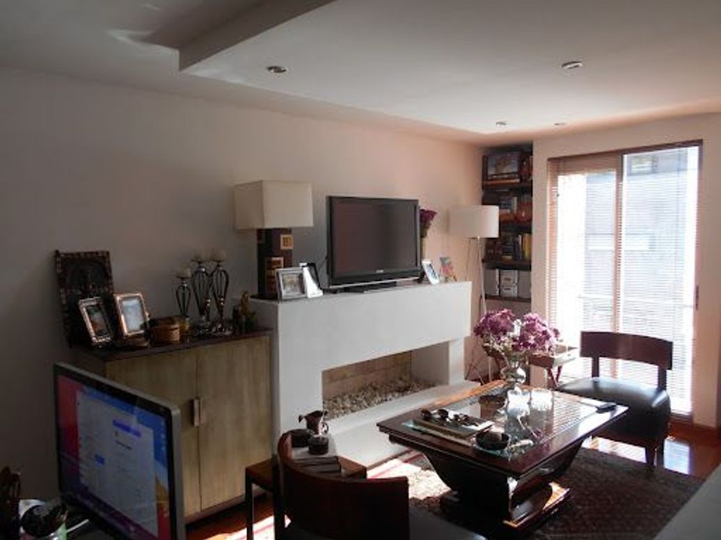 Apartamento de 1 alcoba en venta en Santa Barbara Oriental, Bogotá, 82 m² · foto 2 de 20