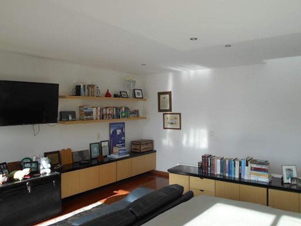 Apartamento de 1 alcoba en venta en Santa Barbara Oriental, Bogotá, 82 m² · foto 12 de 20