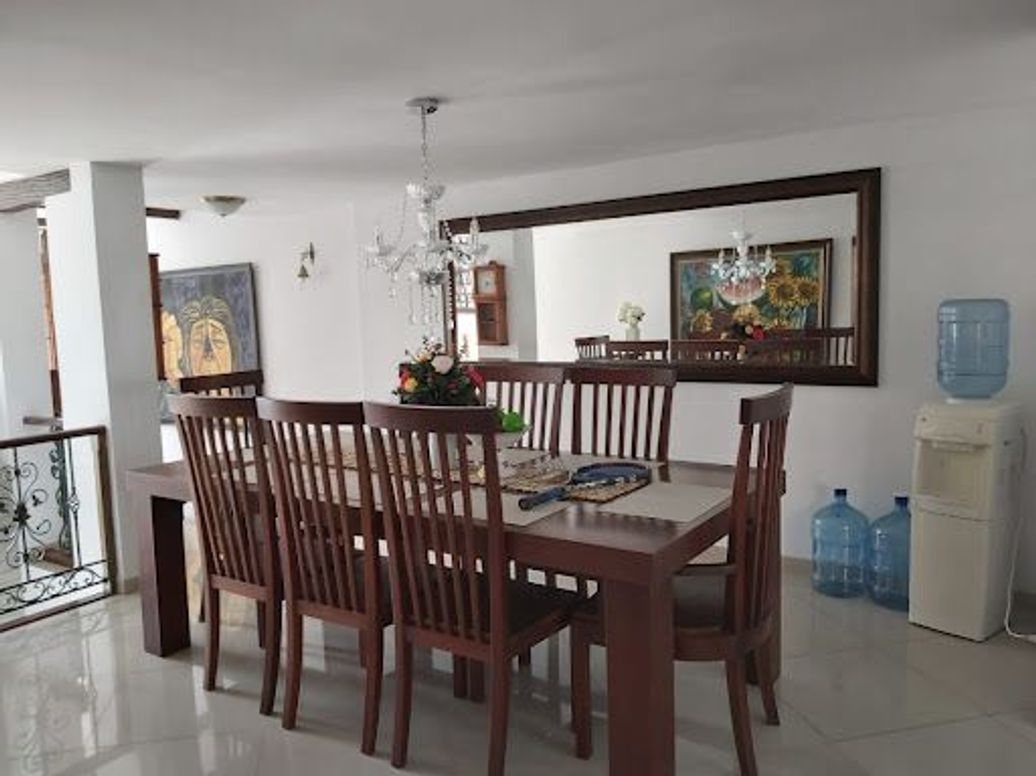 Casa de 3 alcobas en venta en Cerros De Niza, Bogotá, 240 m² · foto 19 de 20