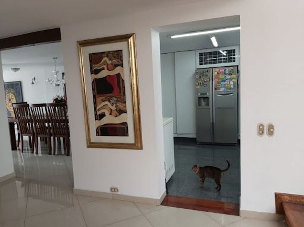 Casa de 3 alcobas en venta en Cerros De Niza, Bogotá, 240 m² · foto 10 de 20