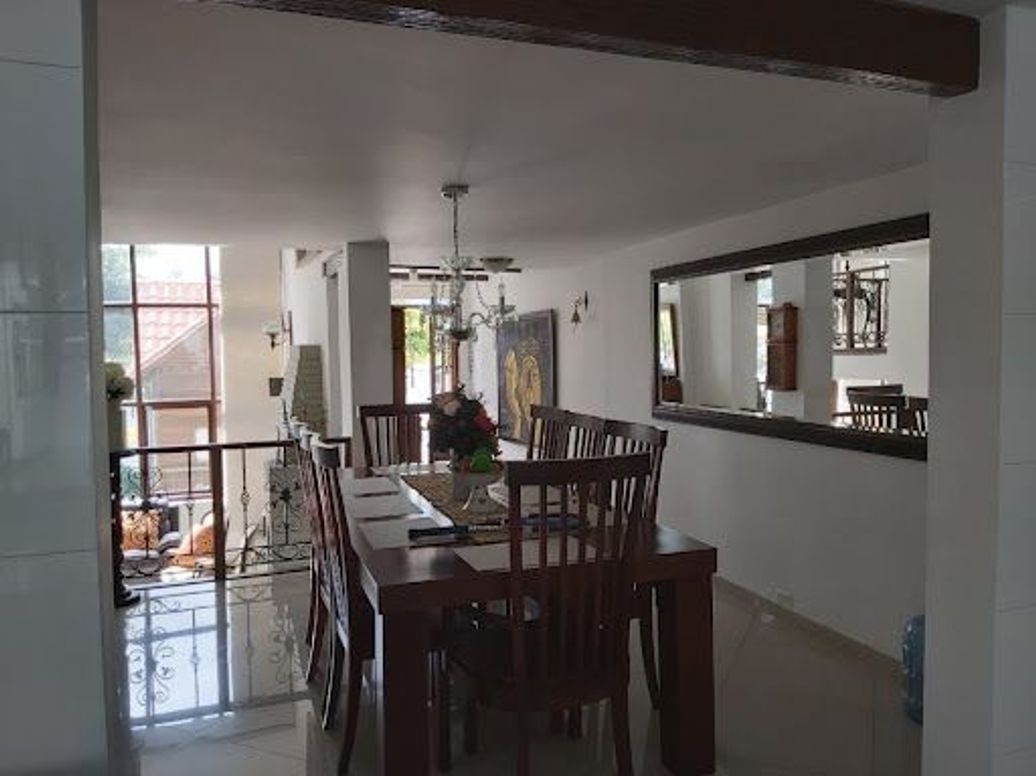 Casa de 3 alcobas en venta en Cerros De Niza, Bogotá, 240 m² · foto 15 de 20