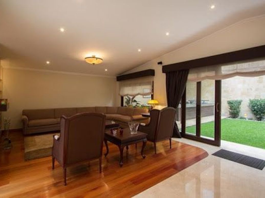 Casa de 3 alcobas en venta en La Calleja, Bogotá, 550 m² · foto 2 de 15