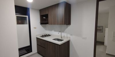 Apartaestudio en Arriendo  San javier N1, Medellin
Descubre la combinacion perfecta de comodidad y funcionalidad en este acogedor apartaestudio. Dispone de 1 habitacion, 1 bano, closet, cocina con red de gas y zona de ropas. Ubicado en un entorno residencial tranquilo, con facil acceso a transporte publico y cercano a puntos de referencia como la Avenida San Juan y la estacion del metro San Javier. Una excelente oportunidad para vivir con comodidad, seguridad y una ubicacion estrategica en Medellin!
