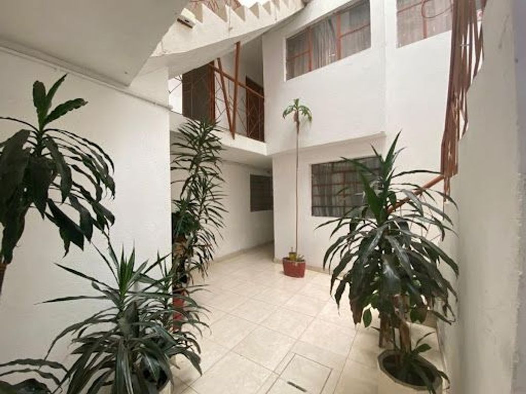 Casa de 4 alcobas en venta en Pio Xii, Bogotá, 463 m² · foto 2 de 20