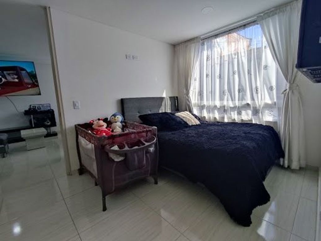 Apartamento de 3 alcobas en venta en San Fernando, Bogotá, 75 m² · foto 6 de 18