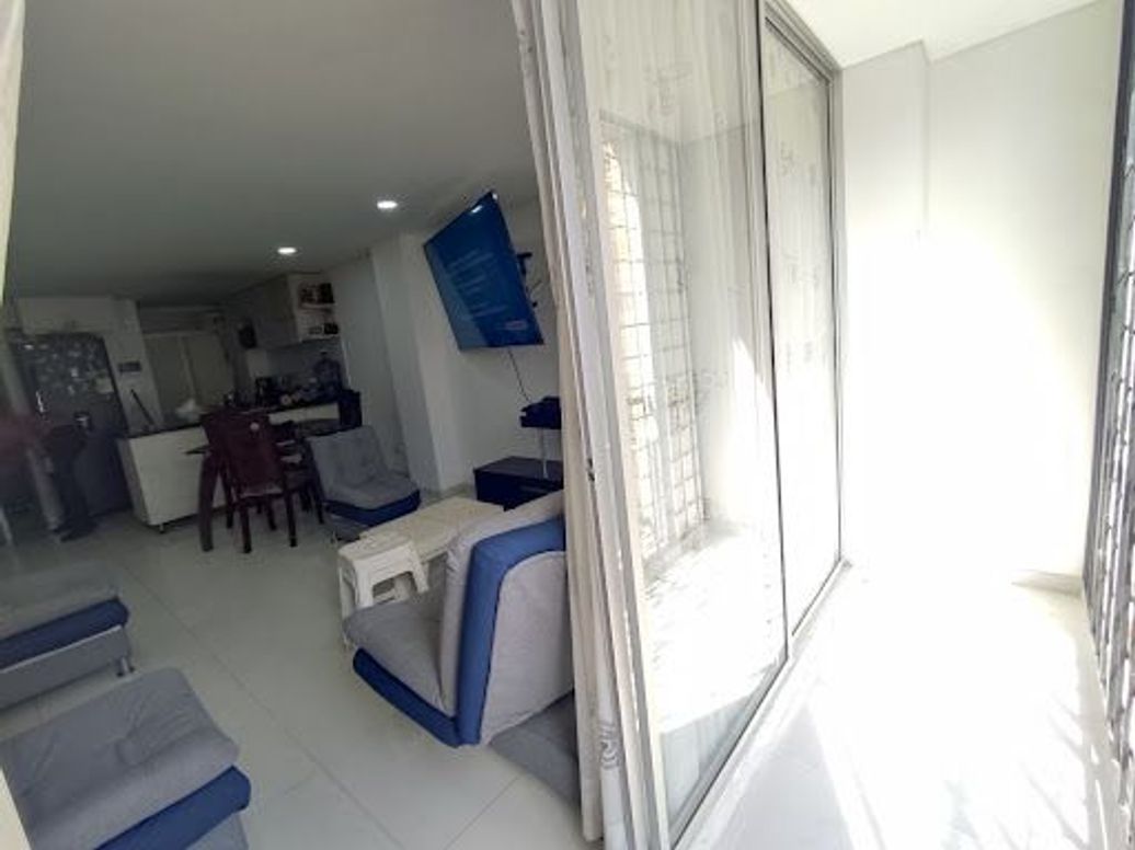 Apartamento de 3 alcobas en venta en San Fernando, Bogotá, 75 m² · foto 4 de 18