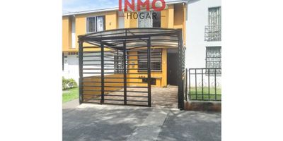 ✨ Tu nuevo hogar en la zona más privilegiada de Cuba ✨

Imagina despertar cada día en un espacio lleno de luz, comodidad y armonía. Este apartamento de 81 m² reúne todo lo que necesitas para vivir con tu familia en un lugar tranquilo, seguro y con excelente valorización.

? Características:


 
 3 habitaciones acogedoras, perfectas para el descanso y la privacidad.
 
 
 2 baños modernos y funcionales.
 
 
 Sala–comedor amplia, ideal para compartir momentos especiales.
 
 
 Cocina con distribución práctica para tu día a día.
 
 
 Parqueadero privado con espacio para 1 carro y 2 motos.
 
 
 Libre de hipotecas y afectaciones legales: listo para ser tuyo.
 


Ubicado en una de las zonas más privilegiadas del sector de Cuba, rodeado de facilidades, vías de acceso y un ambiente residencial que te brinda la tranquilidad que mereces.

? Precio: $340.000.000

? Una oportunidad perfecta para dar el paso hacia tu nuevo hogar o realizar una inversión segura en un sector de alta valorización.

? Contáctame y agenda tu visita con Inmohogar.
