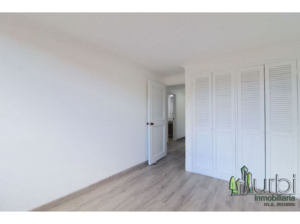 Apartamento de 3 alcobas en venta en El Batán, Bogotá, 130 m² · foto 12 de 19