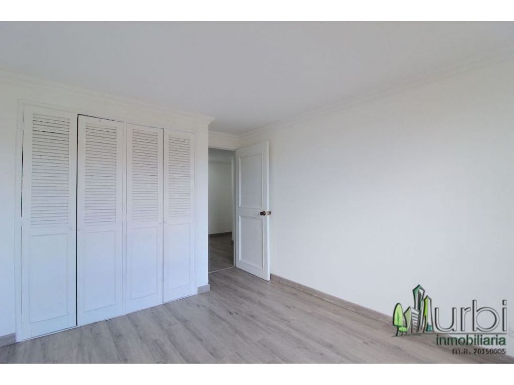 Apartamento de 3 alcobas en venta en El Batán, Bogotá, 130 m² · foto 14 de 19