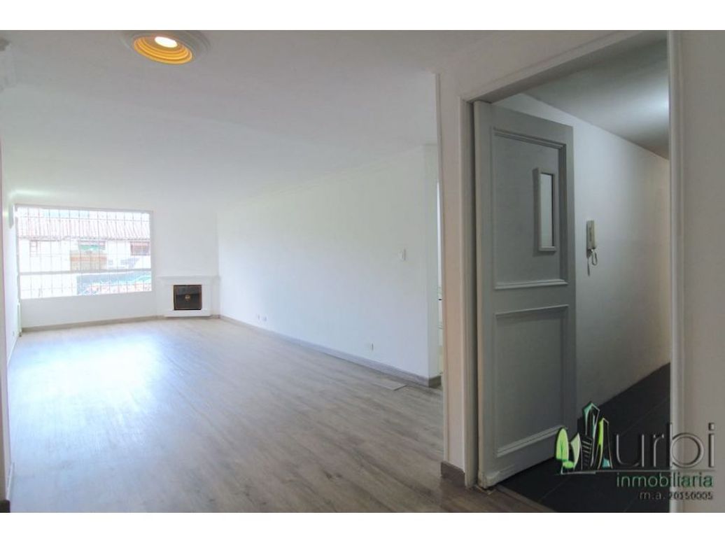 Apartamento de 3 alcobas en venta en El Batán, Bogotá, 130 m² · foto 15 de 19
