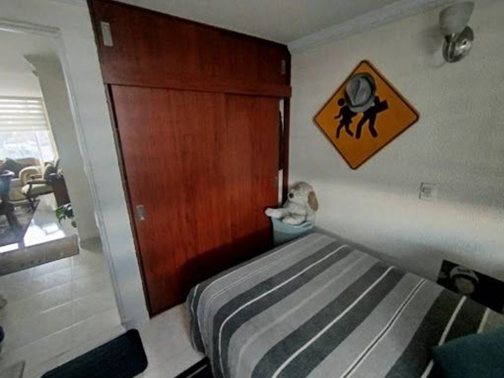 Apartamento de 3 alcobas en venta en Santa Helenita, Bogotá, 49 m² · foto 12 de 16