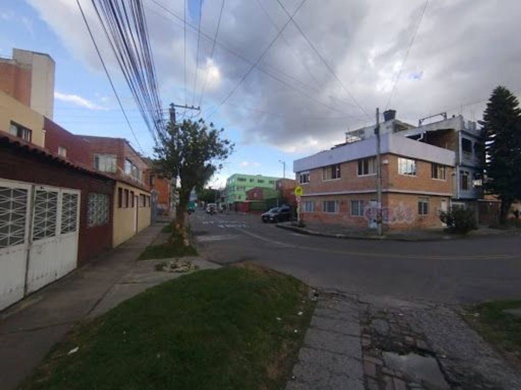 Apartamento de 3 alcobas en venta en Santa Helenita, Bogotá, 49 m² · foto 2 de 16