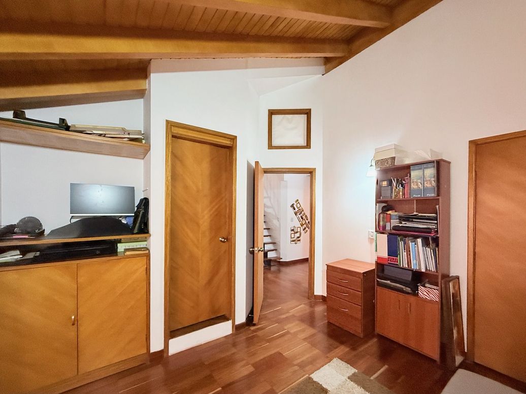 Casa de 4 alcobas en venta en Caobos Salazar, Bogotá, 270 m² · foto 11 de 20