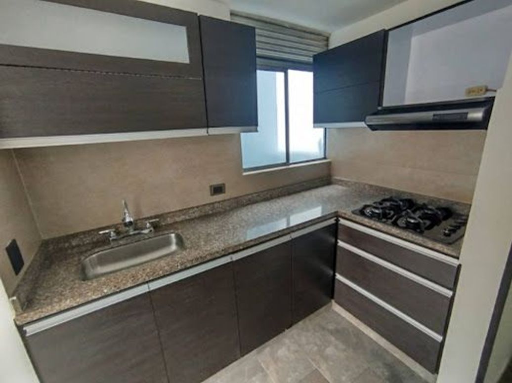 Apartamento de 3 alcobas en venta en Villas De Granada, Bogotá, 62 m² · foto 8 de 18