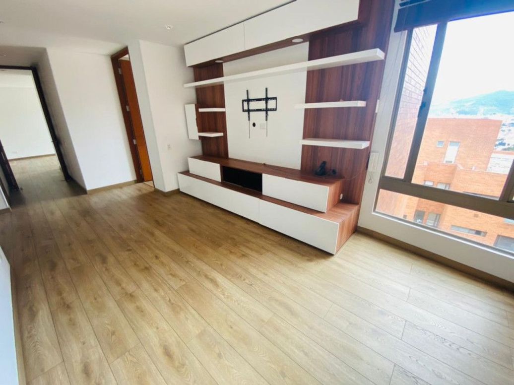 Apartamento de 3 alcobas en arriendo en Suba Naranjos, Bogotá, 224 m² · foto 13 de 20