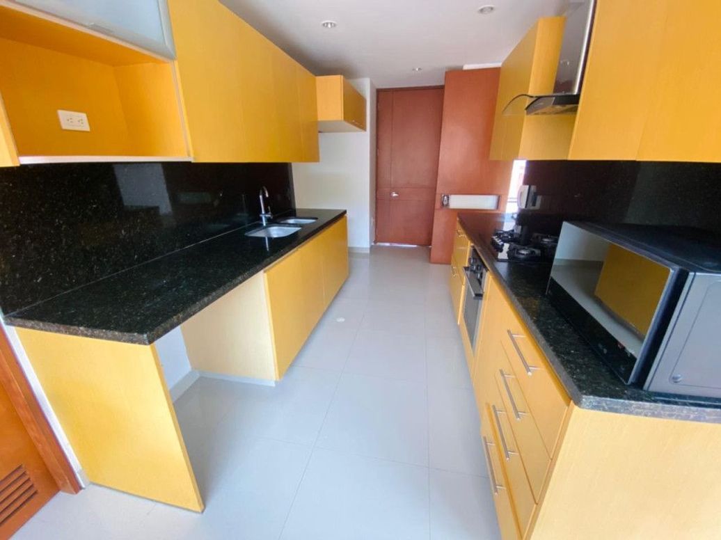 Apartamento de 3 alcobas en arriendo en Suba Naranjos, Bogotá, 224 m² · foto 11 de 20