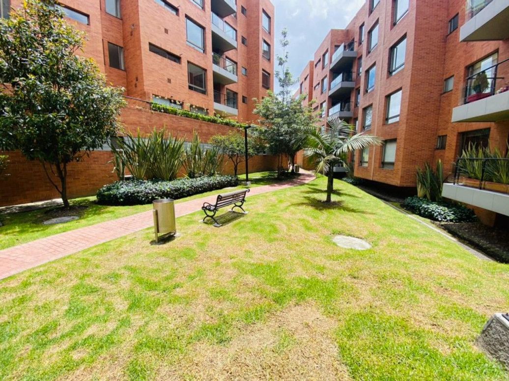 Apartamento de 3 alcobas en arriendo en Suba Naranjos, Bogotá, 224 m² · foto 19 de 20