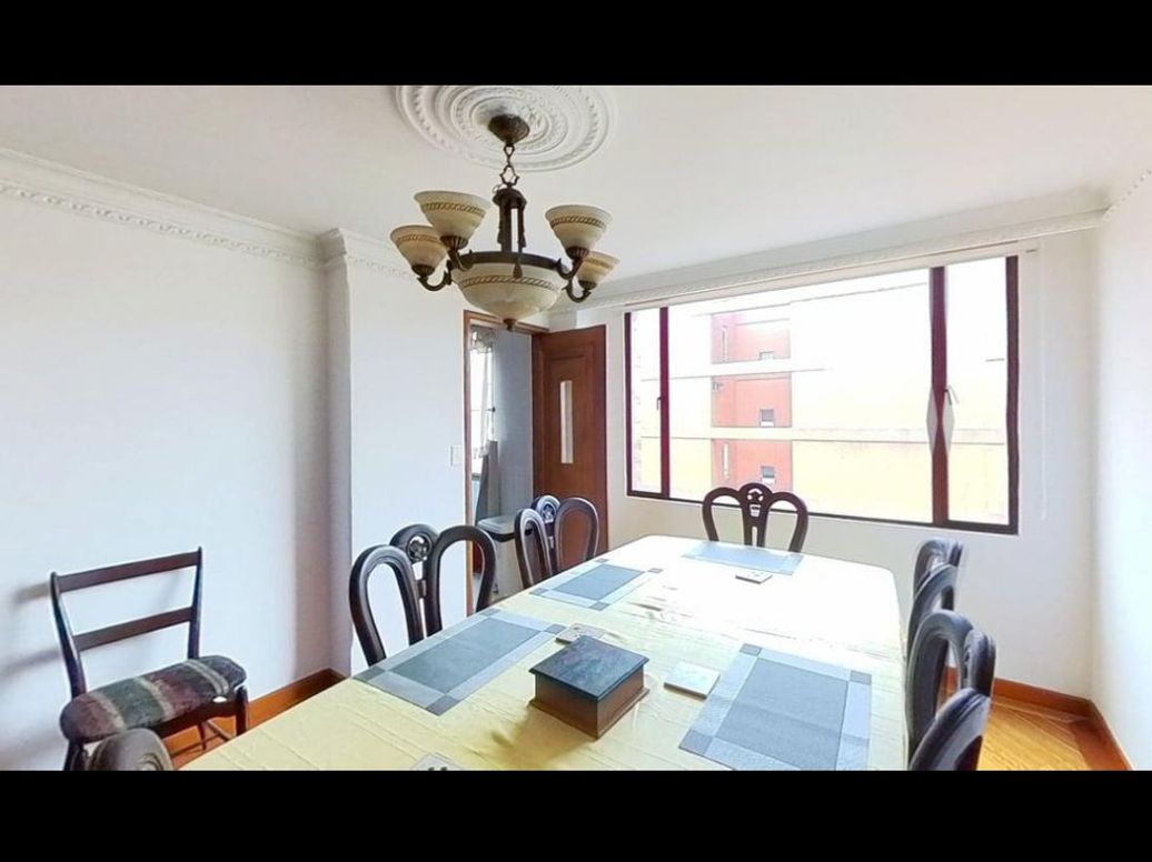 Apartamento de 3 alcobas en venta en San Patricio, Bogotá, 132 m² · foto 4 de 20