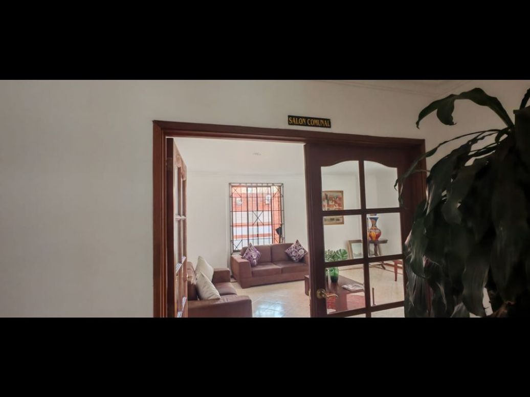 Apartamento de 3 alcobas en venta en San Patricio, Bogotá, 132 m² · foto 6 de 20