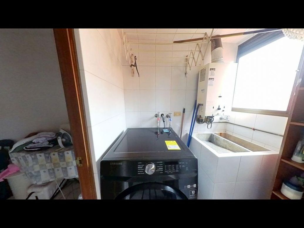 Apartamento de 3 alcobas en venta en San Patricio, Bogotá, 132 m² · foto 12 de 20