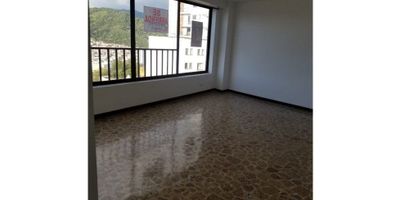 ? ¡Se alquila Oficina por la Clínica La Presentación, Manizales!

Aprovecha esta oportunidad única de alquilar una oficina en una ubicación privilegiada cerca de la Clínica La Presentación en Manizales. Ideal para profesionales y empresas que buscan un espacio amplio y bien ubicado.

? Espacio Generoso: Con un área construida de 130 m², esta oficina ofrece espacios muy generosos y una distribución funcional que se adapta a diversas necesidades empresariales.

? Vista y Ubicación: Disfruta de una excelente vista panorámica y una ubicación estratégica cerca de centros comerciales, áreas urbanas, colegios, universidades y oficinas de negocios. El acceso al transporte público cercano facilita la movilidad de empleados y visitantes.

? Ventajas Adicionales: La proximidad a servicios médicos como la Clínica La Presentación añade valor y conveniencia para profesionales de la salud u otros sectores relacionados. Además, la zona comercial cercana ofrece opciones variadas para el almuerzo y otras necesidades empresariales.

¡Aprovecha esta oportunidad para establecer tu oficina en un entorno profesional y dinámico en la Av. Santander, Manizales! Contáctanos hoy mismo para más información y agendar una visita.
