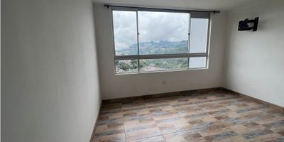 ¡Apartamento para Arrendar en Los Cámbulos, Manizales!

Descubre este espectacular apartamento ubicado en un sector exclusivo de la ciudad, cerca de la terminal de transporte y con excelentes rutas de acceso. Se encuentra en muy buenas condiciones y ofrece:


 Tres habitaciones
 Dos baños
 Sala comedor
 Cocina integral
 Pisos en cerámica


Ubicado en el piso 13, este apartamento te regala una vista panorámica inigualable y cuenta con vigilancia las 24 horas para tu seguridad.

¡No pierdas la oportunidad de vivir en este maravilloso apartamento! Contáctanos para más información y para agendar una visita.
