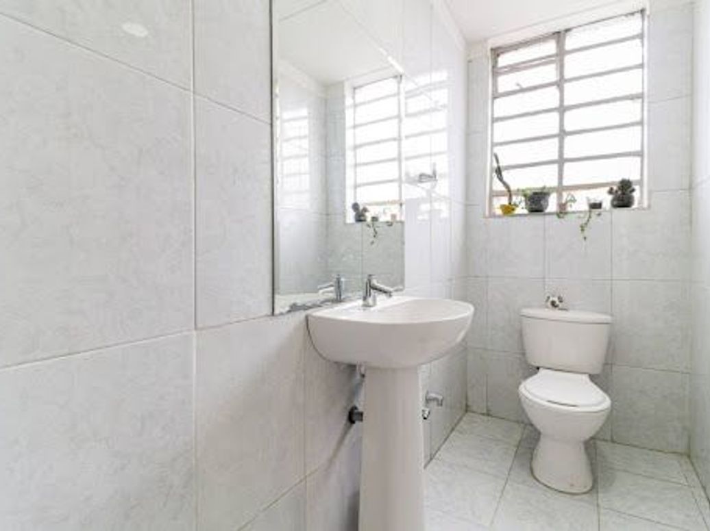 Casa de 6 alcobas en venta en Santa Monica, Bogotá, 241 m² · foto 6 de 20