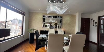 ¡Apartamento para Arrendar en Palermo, Manizales!

Descubre este espectacular apartamento ubicado en un sector exclusivo de la ciudad. Con un ambiente muy iluminado y excelentes acabados, es ideal para quienes buscan vivir con estilo y comodidad.

Características del Inmueble:


 Sala y comedor
 3 alcobas
 3 closets
 2 baños
 Cocina integral equipada con gas natural y calentador
 Zona de ropas
 Ascensor
 Pisos en madera flotante
 Garaje cubierto


El conjunto cerrado ofrece portería, vigilancia 24 horas y salón social, garantizando un entorno seguro y de alta calidad.

¡No pierdas la oportunidad de arrendar este magnífico apartamento en Palermo, Manizales! Contáctanos para más información y para agendar una visita.
