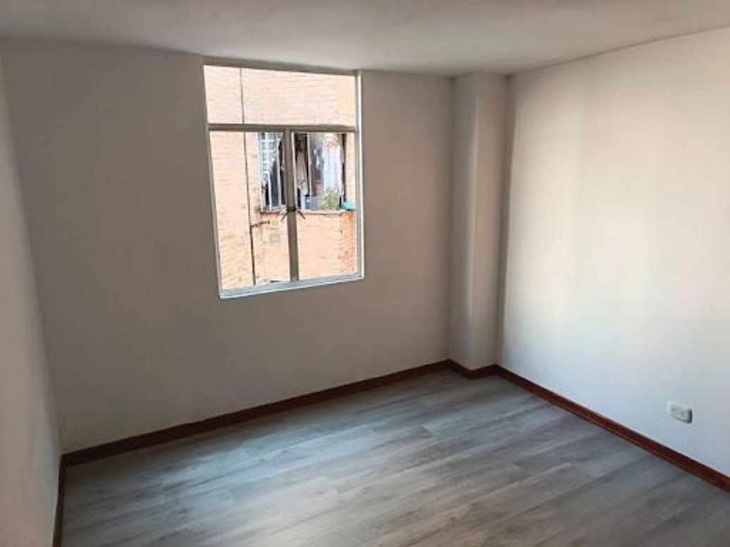 Apartamento de 2 alcobas en venta en Sabana De Tibabuyes, Bogotá, 51 m² · foto 15 de 20