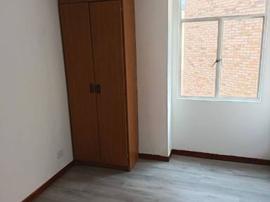 Apartamento de 2 alcobas en venta en Sabana De Tibabuyes, Bogotá, 51 m² · foto 16 de 20