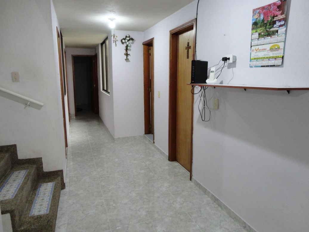 Casa de 4 alcobas en venta en El Rincon Norte, Bogotá, 300 m² · foto 9 de 17