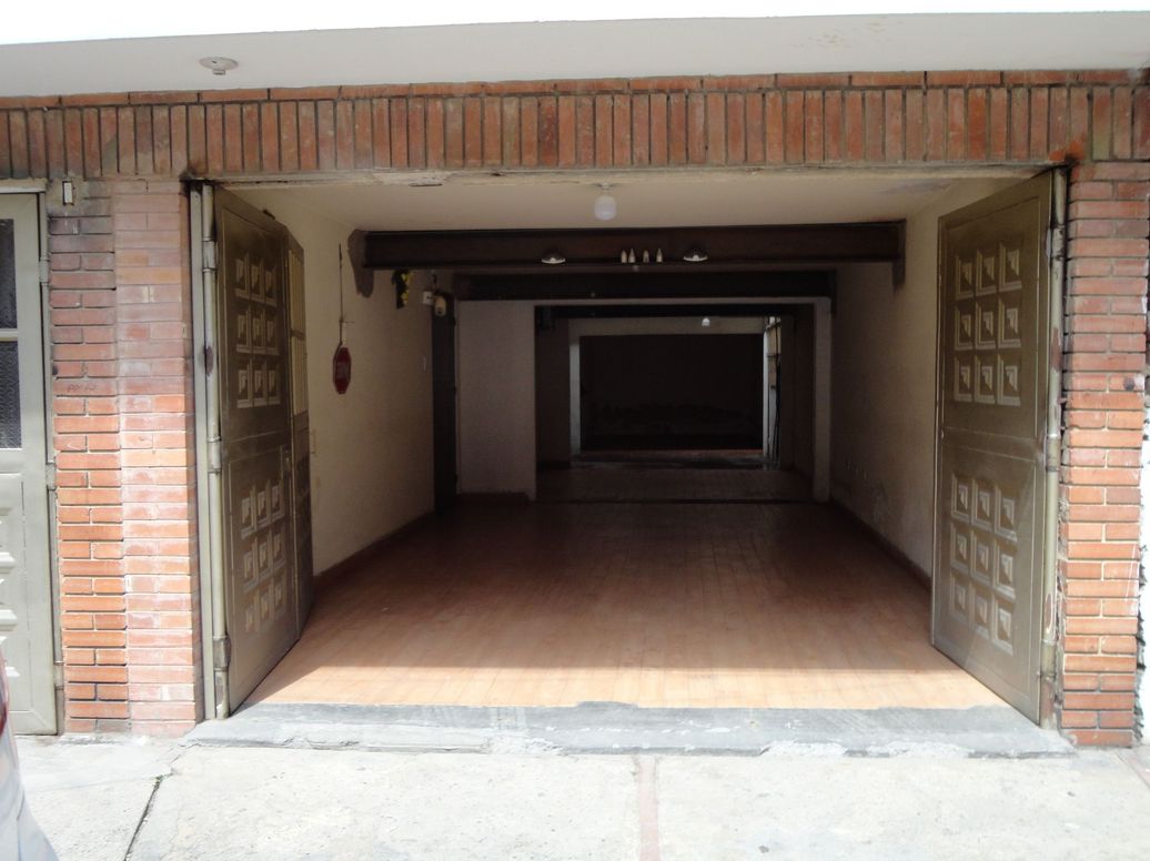 Casa de 4 alcobas en venta en El Rincon Norte, Bogotá, 300 m² · foto 4 de 17