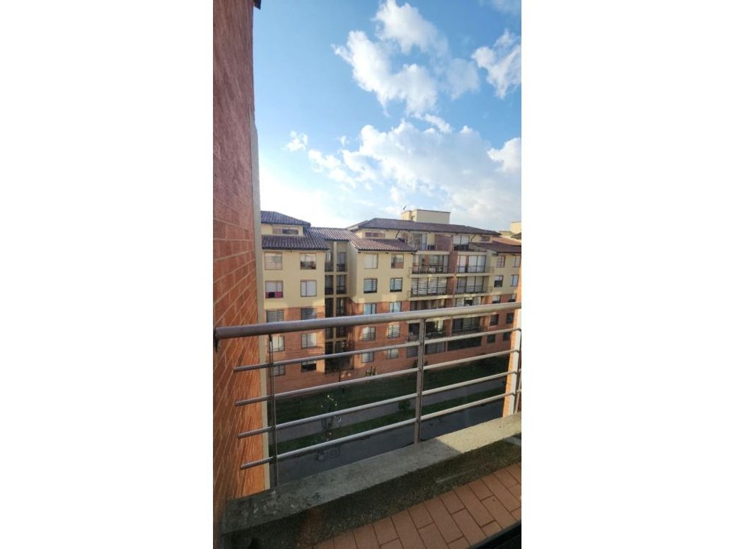 Casa de 3 alcobas en venta en Modelia, Bogotá, 153 m² · foto 8 de 20
