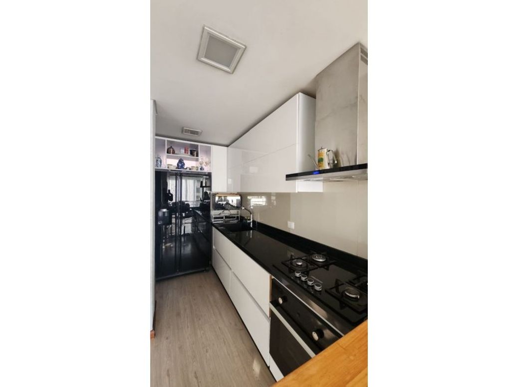Casa de 3 alcobas en venta en Modelia, Bogotá, 153 m² · foto 2 de 20