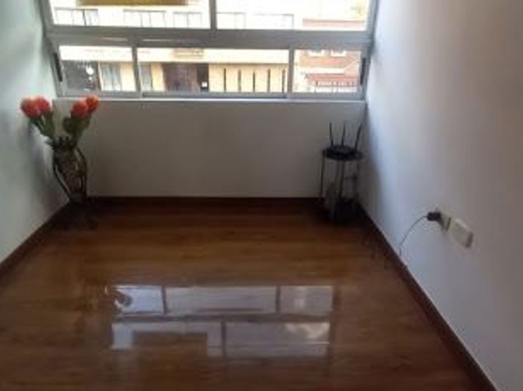 Casa de 7 alcobas en venta en Quinta Paredes, Bogotá, 390 m² · foto 17 de 20