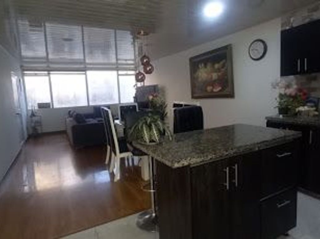 Casa de 7 alcobas en venta en Quinta Paredes, Bogotá, 390 m² · foto 5 de 20
