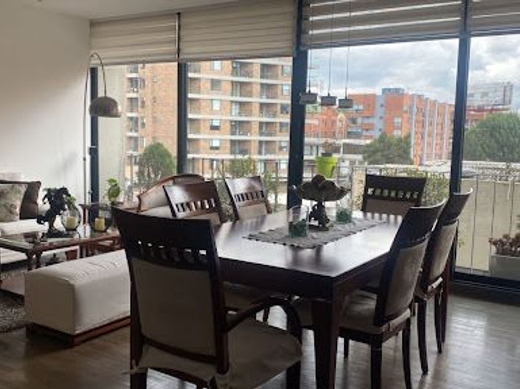 Apartamento de 3 alcobas en venta en Rincon Del Chicó, Bogotá, 133 m² · foto 3 de 20