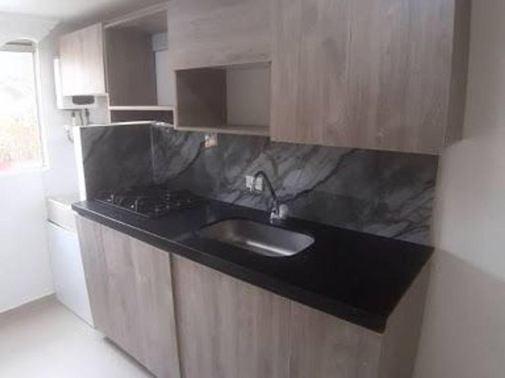 ARRIENDO de APARTAMENTO en EL TRAPICHE, BELLO en arriendo en Andalucía