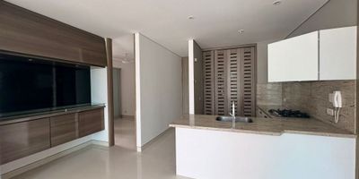 Codigo: 9496FR203 ✨ Apartamento en venta en Rodadero Sur – Santa Marta ✨

Descubre este espectacular apartamento ubicado en el exclusivo  sector de Rodadero Sur, una de las zonas más apetecidas de Santa Marta por su cercanía a la playa, seguridad y oferta turística.Con 92 m² de área construida, este apartamento en el piso 15 ofrece una vista privilegiada y espacios diseñados para el confort:


 
 2 habitaciones amplias
 
 
 3 baños modernos
 
 
 Cocina equipada y zona de lavandería independiente
 
 
 Sala-comedor con excelente iluminación natural
 
 
 Parqueadero privado
 


El conjunto cerrado cuenta con completas amenidades tipo club house, ideales para disfrutar con familia y amigos:

? Piscina
?️ Gimnasio
? Cancha de squash
? Zona BBQ
? Sauna y turco

Además, dispone de vigilancia permanente y un ambiente tranquilo que garantiza calidad de vida.
? Precio de venta: $750.000.000 COP
? Administración: $600.000 COP
