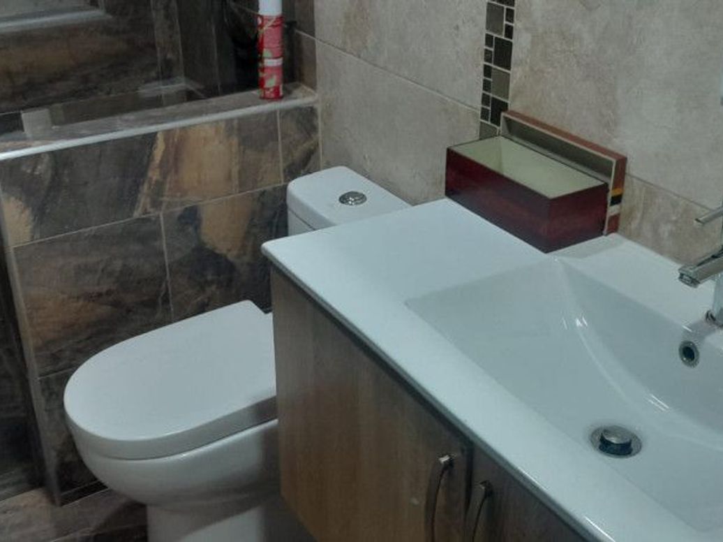 Casa de 10 alcobas en venta en Santander Sur, Bogotá, 180 m² · foto 14 de 19